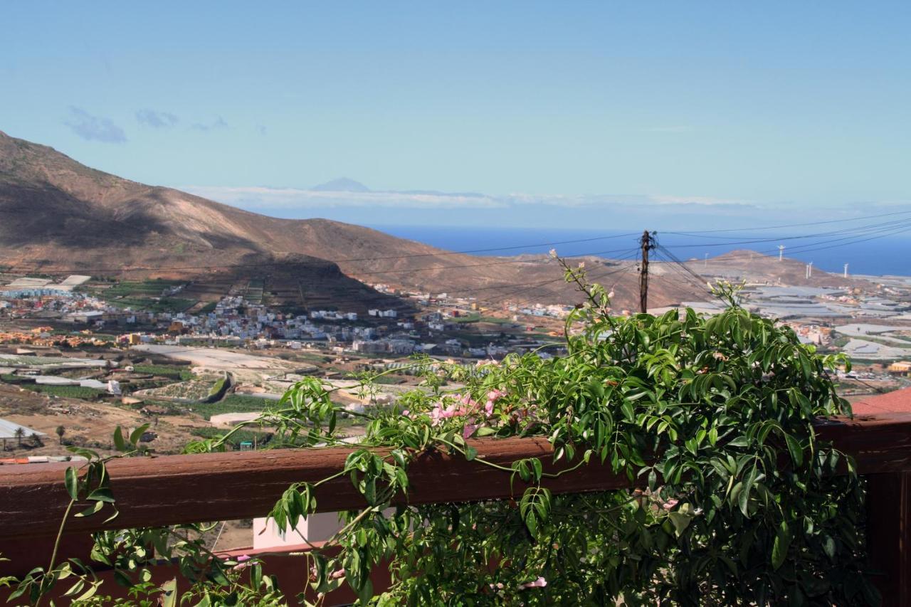 Tonono'S Village Santa Maria de Guia de Gran Canaria Esterno foto